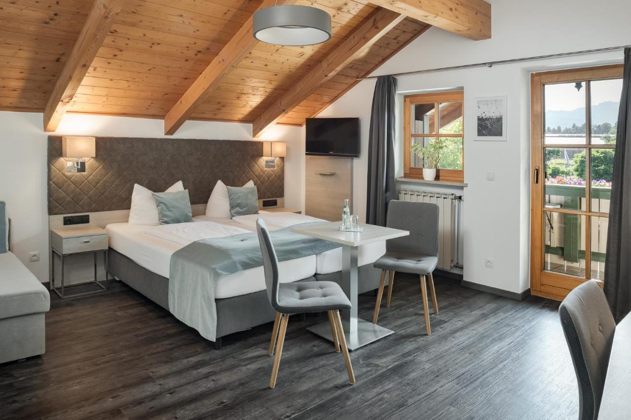 Hotel Garni Moewe Am See Прін-ам-Кімзе Екстер'єр фото